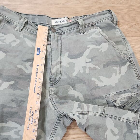 Levis Cargo Shorts Mens 34 Camouflage Camo Workwear Pockets 36" Waist 10" Inseam - Picture 6 of 9
